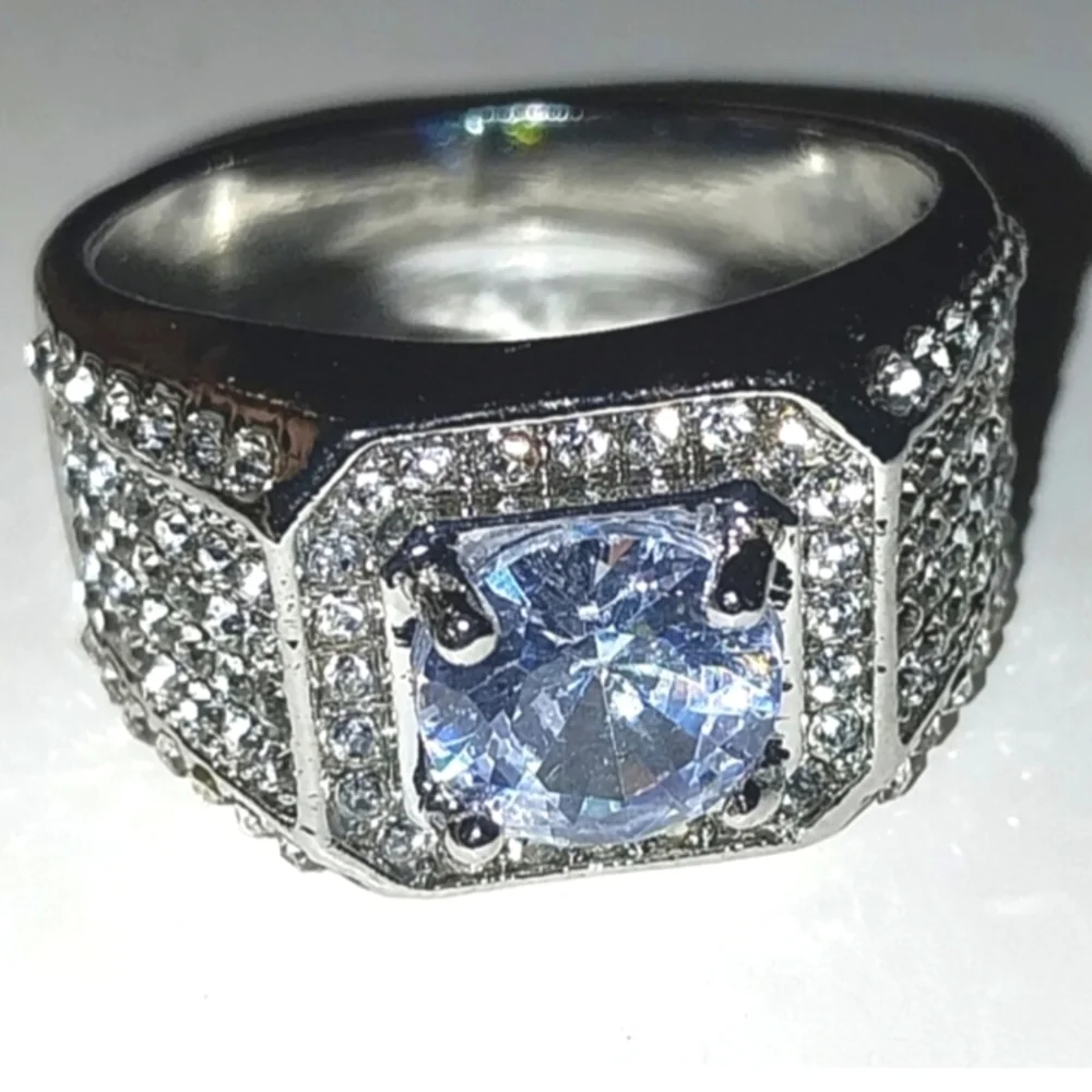 Glamorous Silver Statement Ring with Sparkling Centerpiece